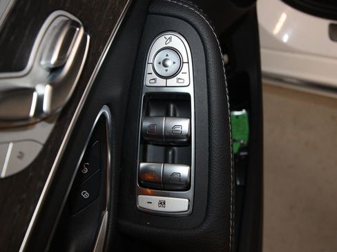 Used 2020 Mercedes-Benz C 300 C 300 image 6