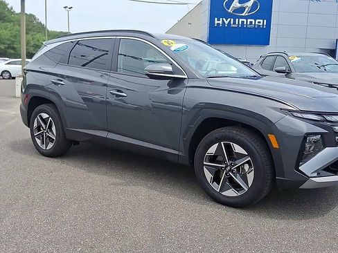 Certified 2025 Hyundai Tucson SEL image 2