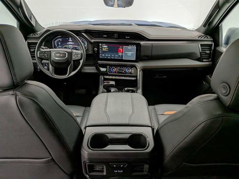 Used 2024 GMC Sierra 1500 AT4 w/ Technology Package image 17