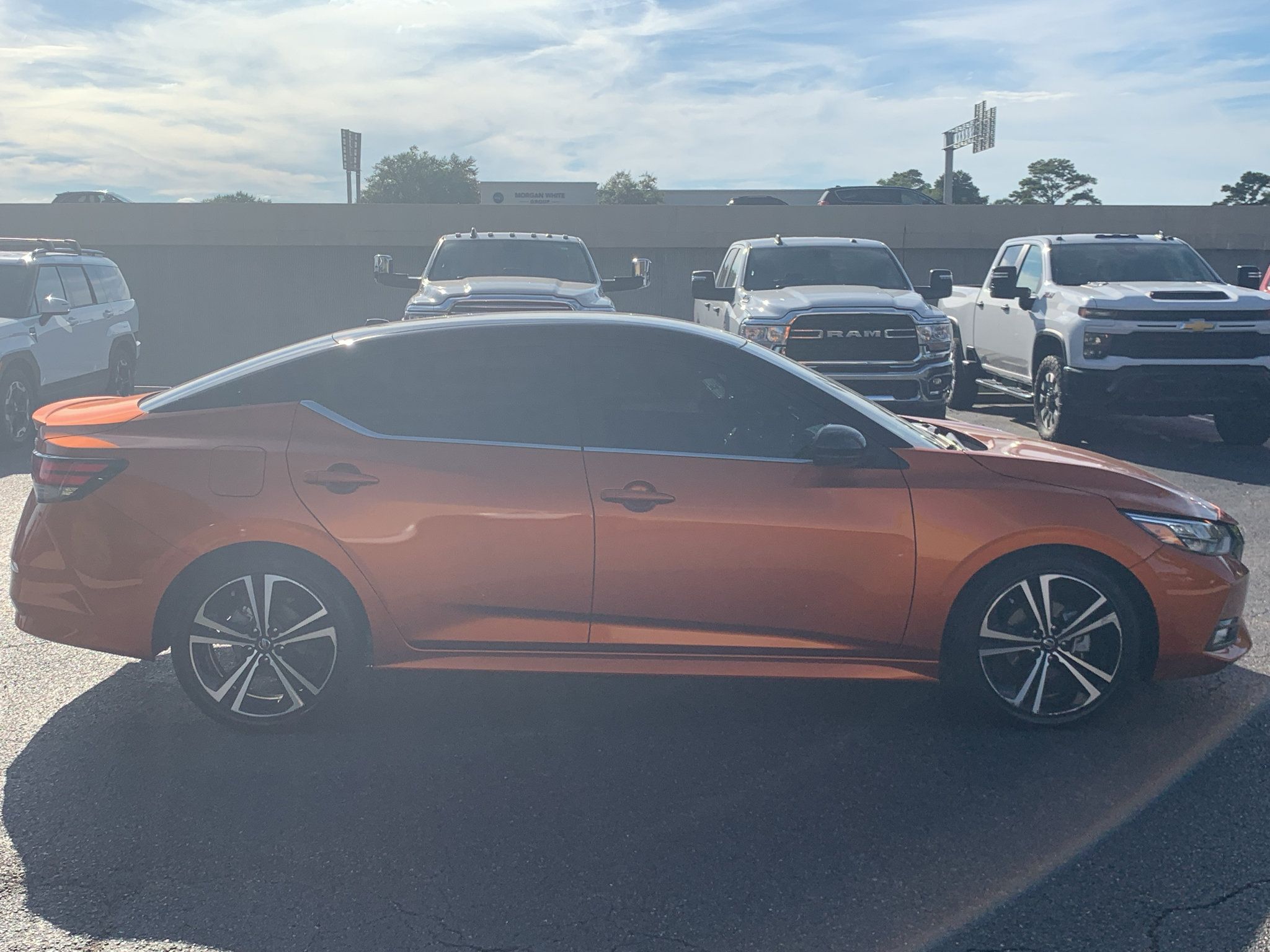 Used 2023 Nissan Sentra SR w/ Trunk Package FWD image 4