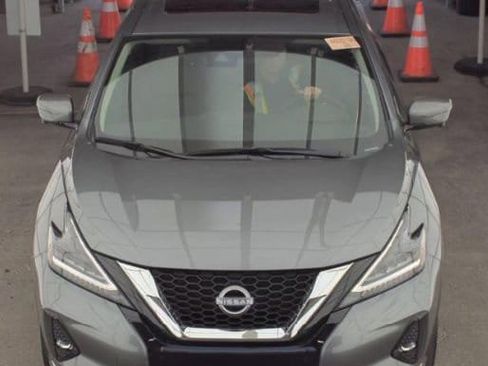 Used 2024 Nissan Murano SL image 2