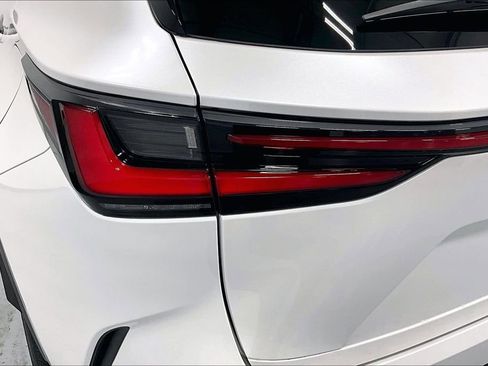 Used 2025 Lexus NX 250 FWD w/ Premium Package image 31