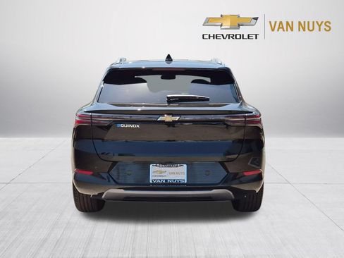 Used 2024 Chevrolet Equinox EV LT FWD image 6