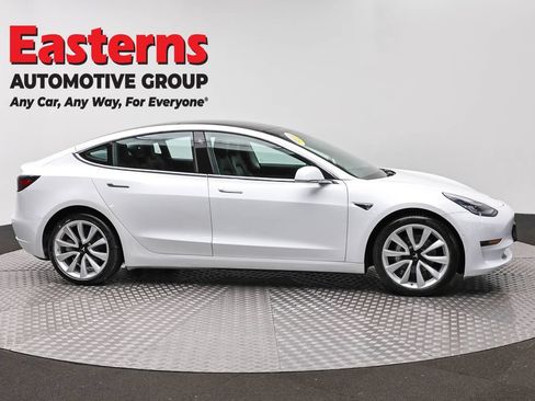 Used 2018 Tesla Model 3 Long Range AWD/4WD image 4