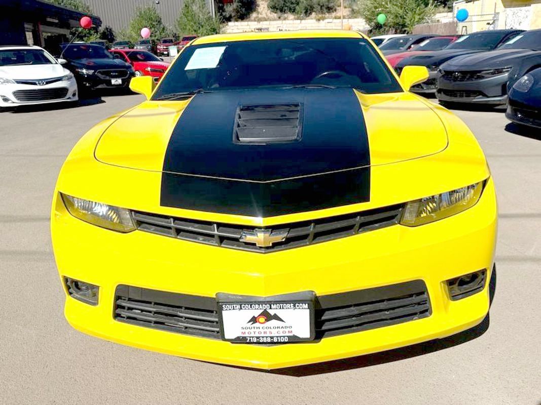 Used 2015 Chevrolet Camaro SS RWD image 2