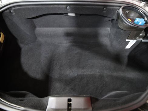 Used 2005 Porsche Boxster RWD image 22