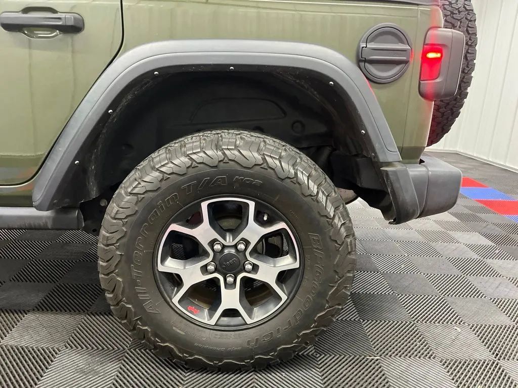 Used 2021 Jeep Wrangler Unlimited Rubicon AWD/4WD image 29