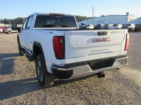 New 2026 GMC Sierra 2500 SLT w/ SLT Premium Package image 9