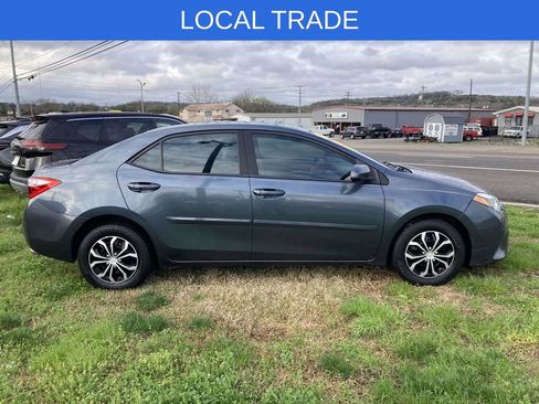 Used 2016 Toyota Corolla L image 2