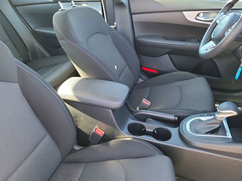 Used 2024 Kia Forte LXS image 13