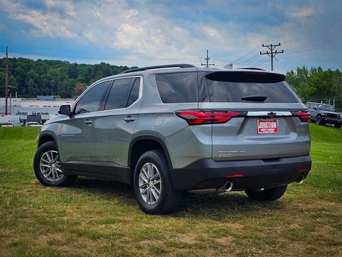 Used 2023 Chevrolet Traverse LT AWD/4WD image 5
