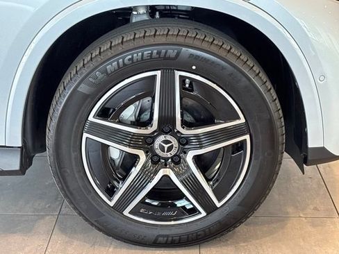 Used 2026 Mercedes-Benz GLC 300 4MATIC image 32