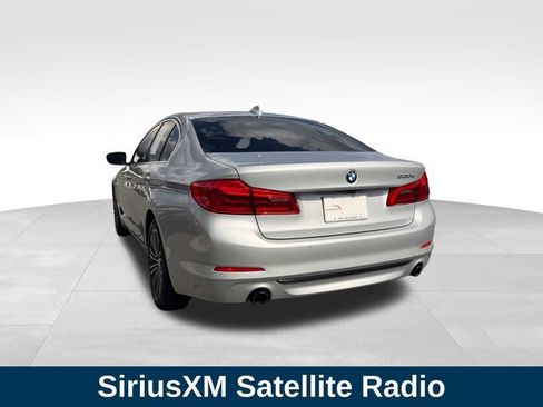 Used 2020 BMW 530e w/ Convenience Package RWD image 3