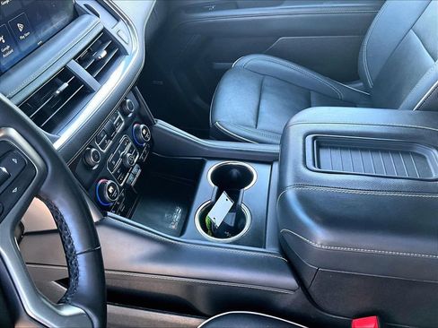 Used 2023 Chevrolet Tahoe Premier w/ Premium Package AWD/4WD image 21