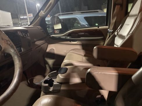 Used 2003 Ford F350 4x4 Crew Cab Super Duty image 30