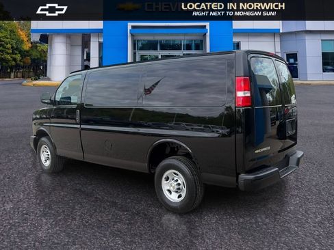 New 2026 Chevrolet Express 2500 RWD image 7