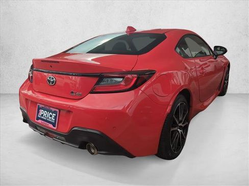Certified 2023 Toyota GR86 image 5