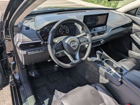 Used 2023 Nissan Altima 2.5 SL AWD/4WD image 16