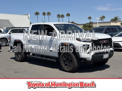 Used 2024 GMC Canyon Elevation