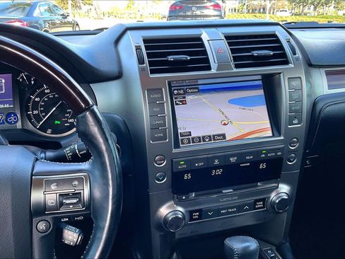 Used 2019 Lexus GX 460 Luxury image 6