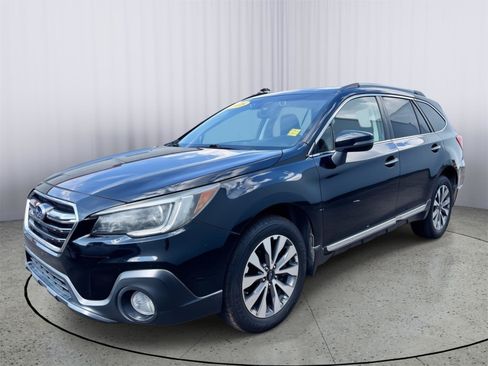 Used 2018 Subaru Outback 3.6R Touring AWD/4WD image 12