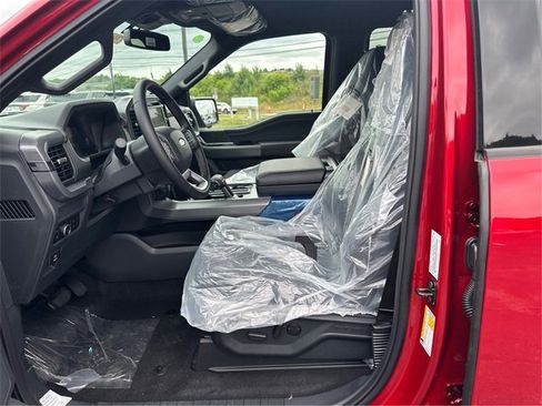 New 2025 Ford F150 XLT w/ Equipment Group 302A MID image 9