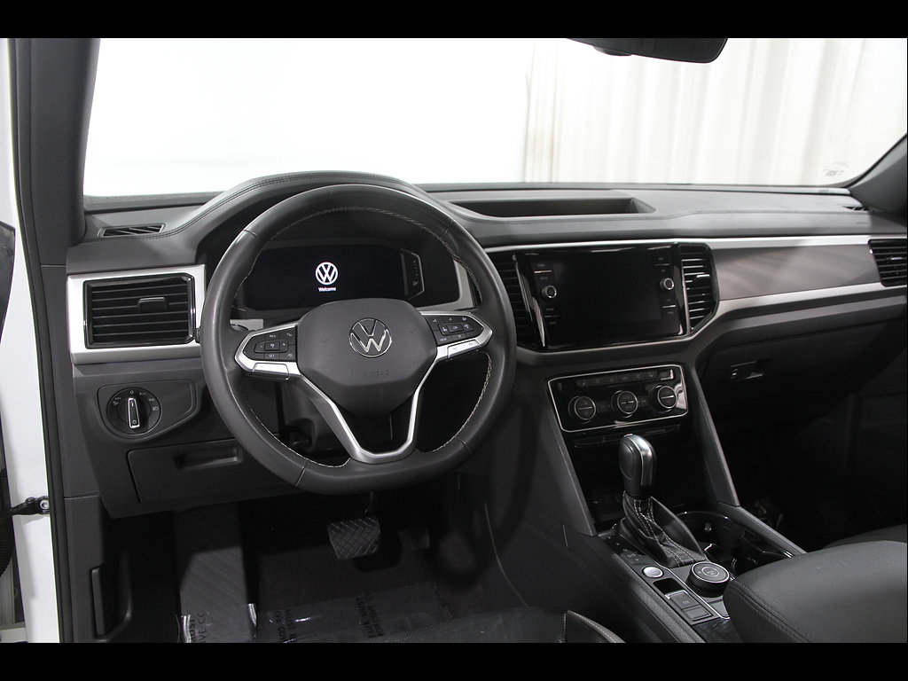 Used 2021 Volkswagen Atlas Cross Sport SEL Premium AWD/4WD image 6