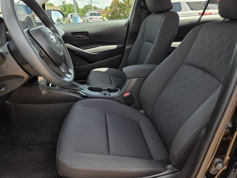 Used 2024 Toyota Corolla LE FWD image 12