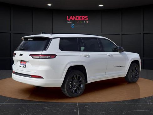 New 2026 Jeep Grand Cherokee L Limited AWD/4WD image 3