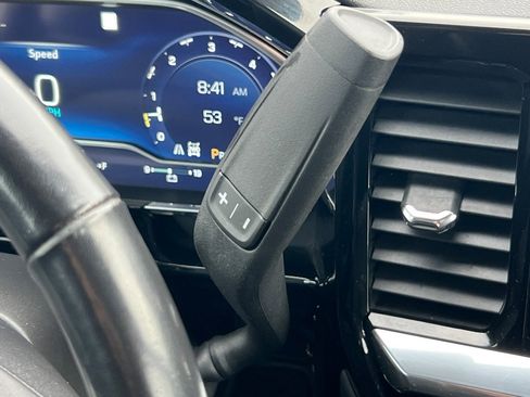 Used 2022 Chevrolet Silverado 1500 LT w/ Z71 Off-Road Package image 18