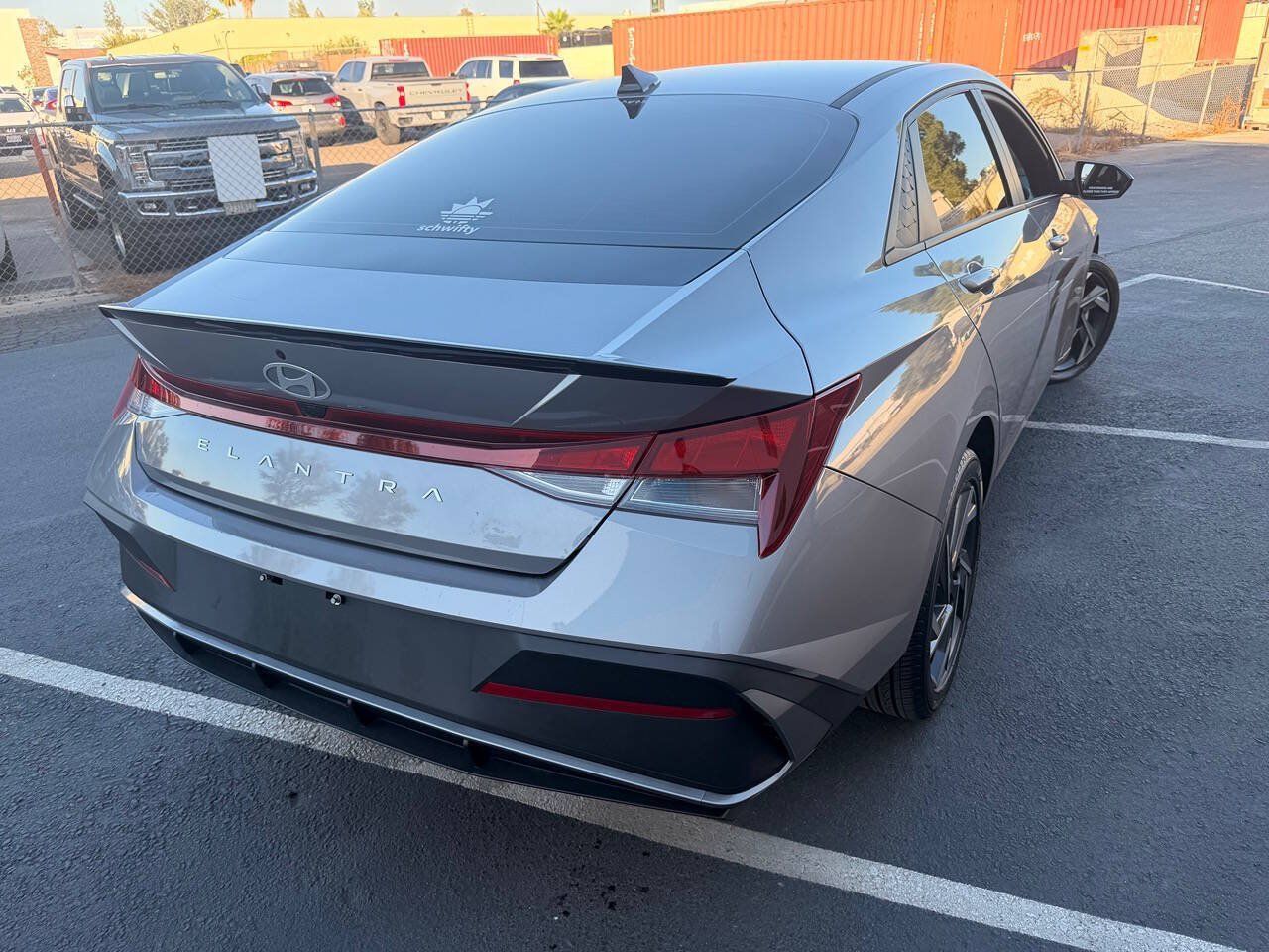 Used 2025 Hyundai Elantra Sport FWD image 18