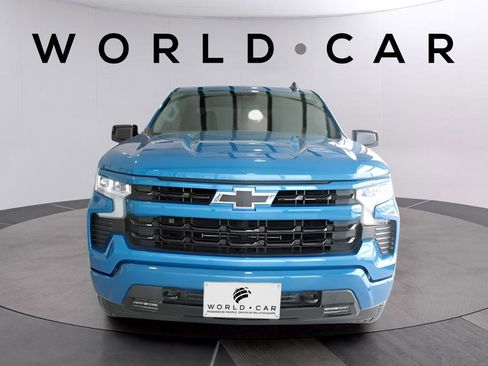 Used 2024 Chevrolet Silverado 1500 RST image 2
