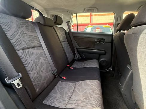 Used 2015 Scion xB Hatchback 4D image 17