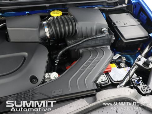 New 2027 Chrysler Pacifica Select AWD/4WD image 18