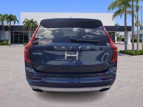 Used 2020 Volvo XC90 T5 Momentum w/ Protection Package Premier image 5