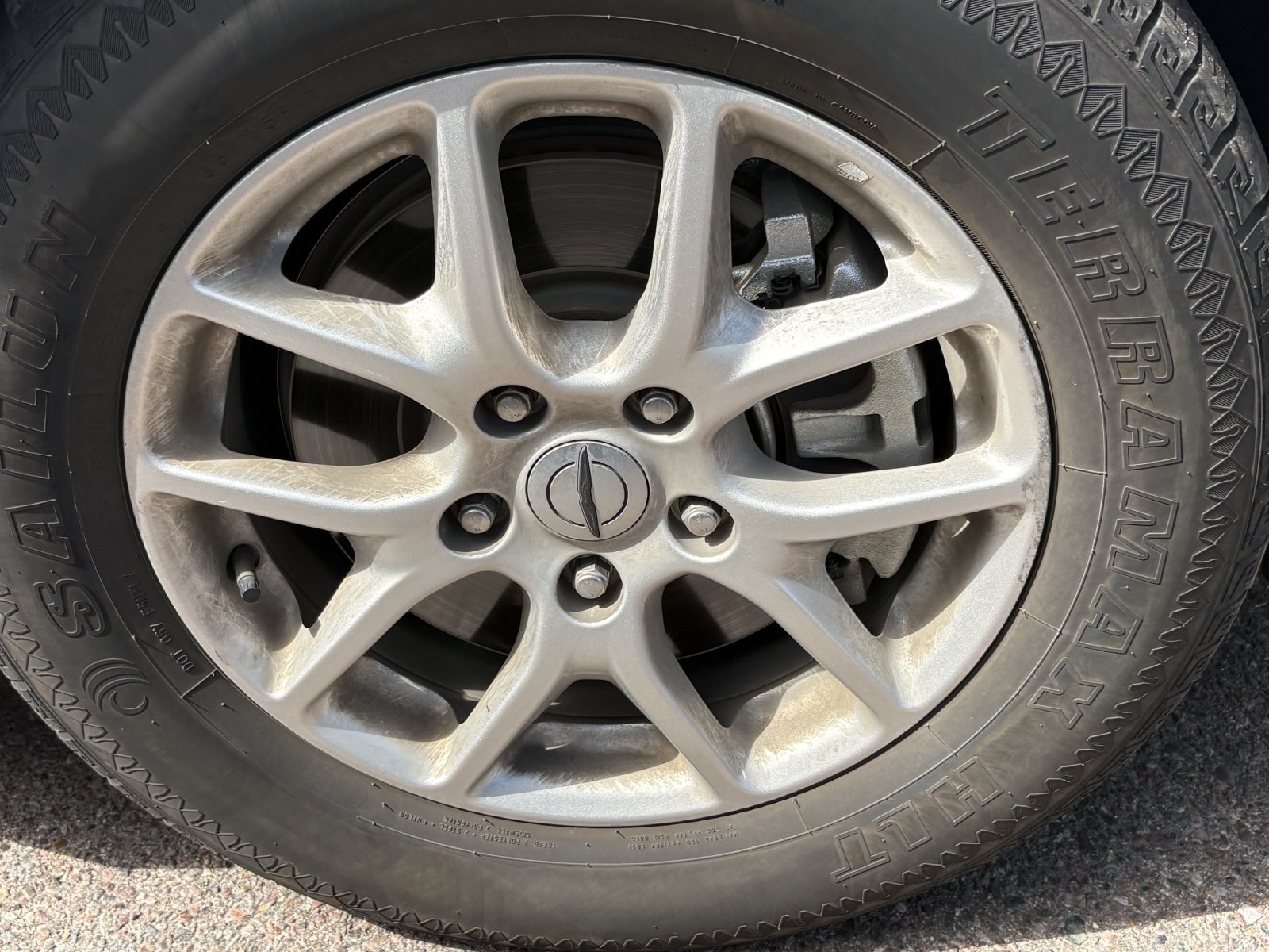 Used 2024 Chrysler Pacifica Touring-L FWD image 4