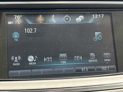 Used 2018 Buick Enclave Premium w/ Experience Buick Package FWD image 34