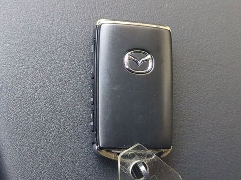 New 2025 MAZDA CX-5 AWD 2.5 S w/ Preferred Package image 33