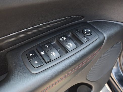 Used 2023 Dodge Durango GT RWD image 13