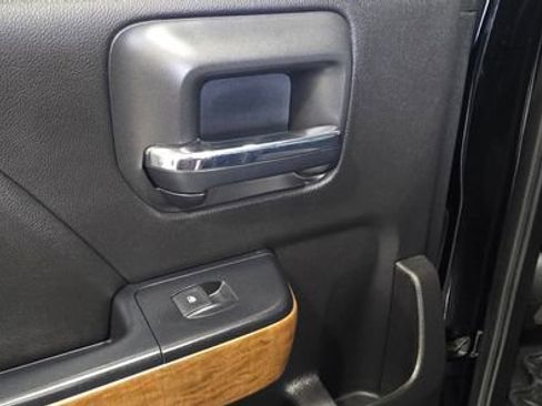 Used 2017 Chevrolet Silverado 3500 LTZ w/ Duramax Plus Package image 26