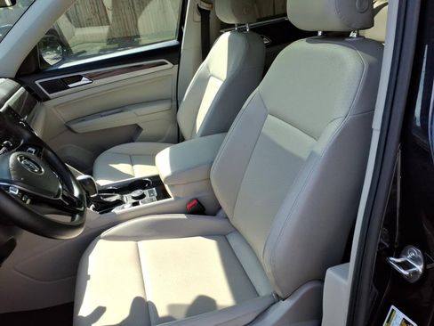 Used 2019 Volkswagen Atlas SEL AWD/4WD image 19