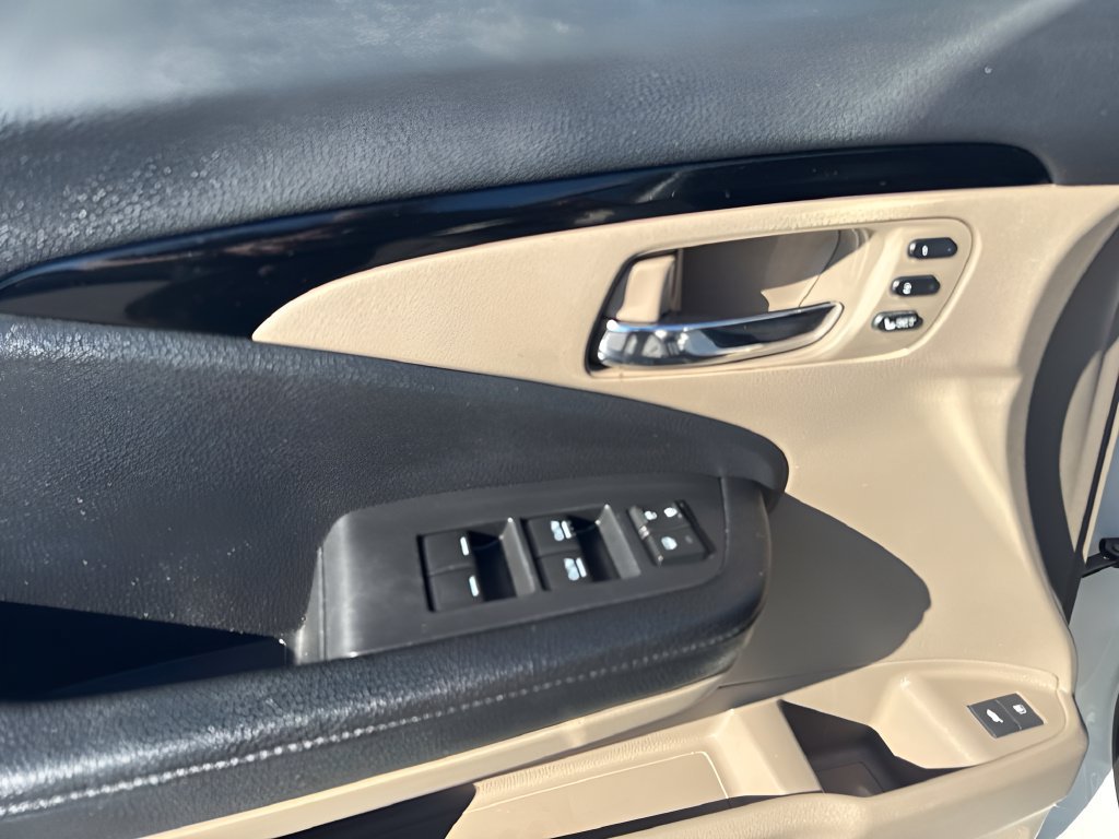 Used 2017 Honda Pilot Touring image 24