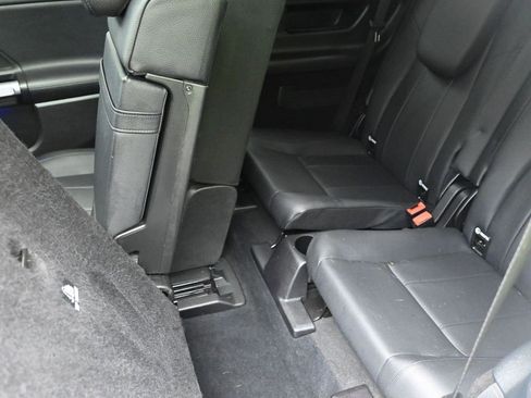 Used 2020 Mercedes-Benz GLB 250 GLB 250 w/ Premium Package image 24