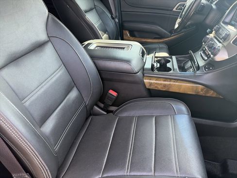 Used 2017 GMC Yukon XL Denali w/ Open Road Package AWD/4WD image 36