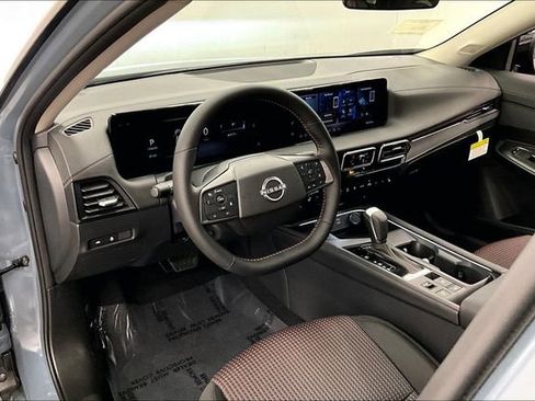 New 2026 Nissan Sentra SR FWD image 7