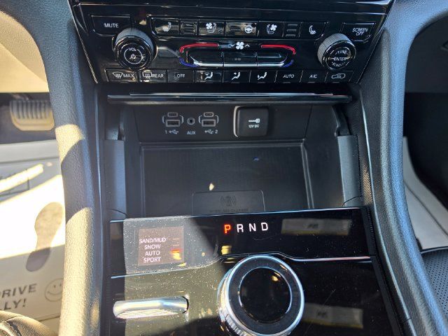Used 2024 Jeep Grand Cherokee Limited w/ Luxury Tech Group II AWD/4WD image 19