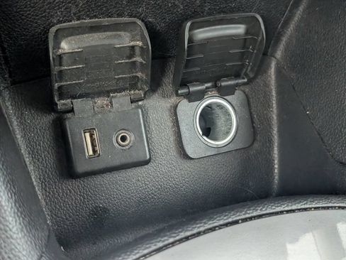 Used 2018 Chevrolet Cruze LT FWD image 22