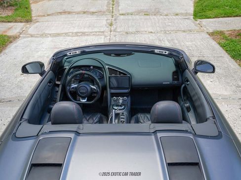 Used 2011 Audi R8 V10 image 53