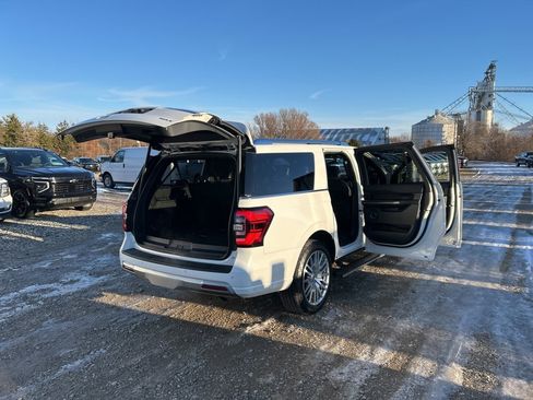 Used 2022 Ford Expedition Max Platinum image 27