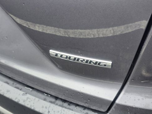 Used 2021 Honda CR-V Touring image 9